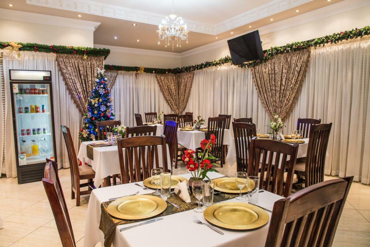 Ekupholeni Garden Villas Манзини Экстерьер фото